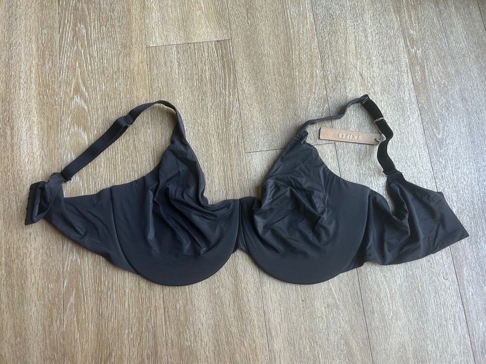 Skims nwt black Unlined Minimizer Bra 42DDD minimalist comfortablecapsule luxury